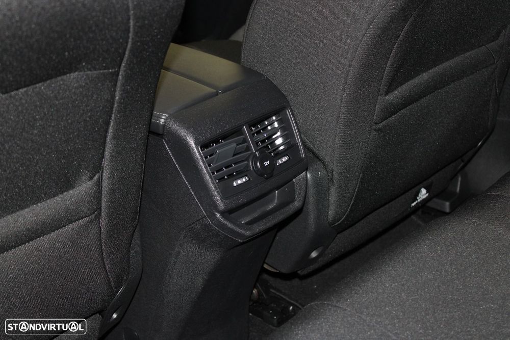 Peugeot 3008 1.5 BlueHDi Active - 30