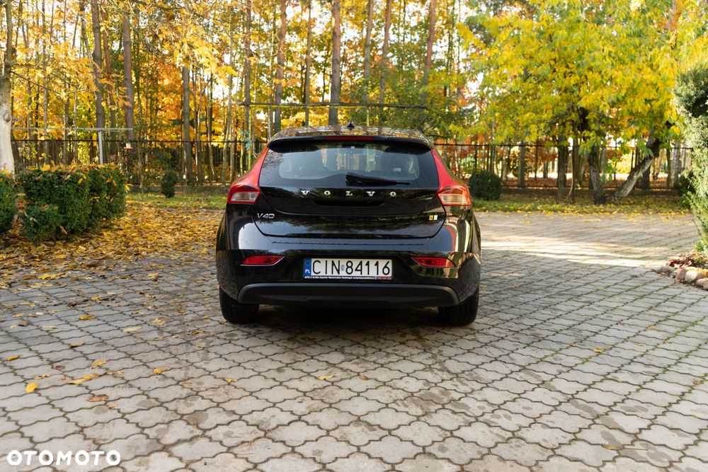Volvo V40 D2 Momentum - 7
