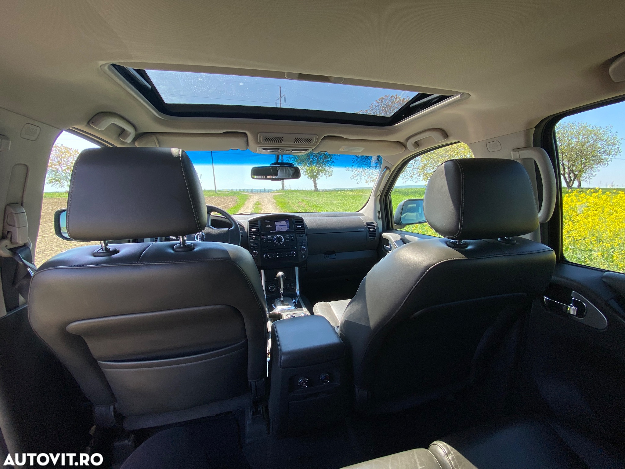 Nissan Pathfinder 2.5 dCi DPF All Mode 4X4 LE Aut. - 8