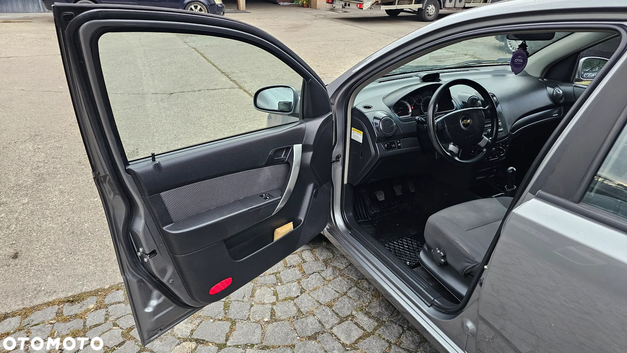 Chevrolet Aveo 1.2 16V Base - 9