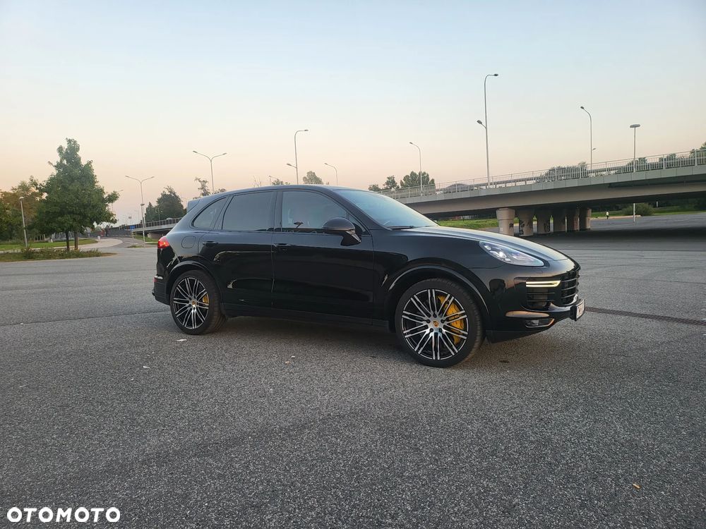 Porsche Cayenne Turbo S Tiptronic S - 12