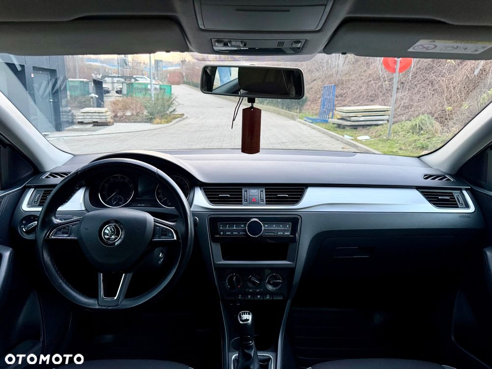 Skoda RAPID 1.0 TSI Ambition - 2