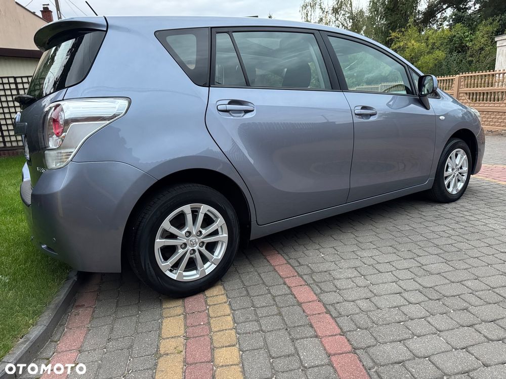 Toyota Verso 1.8 Travel - 12