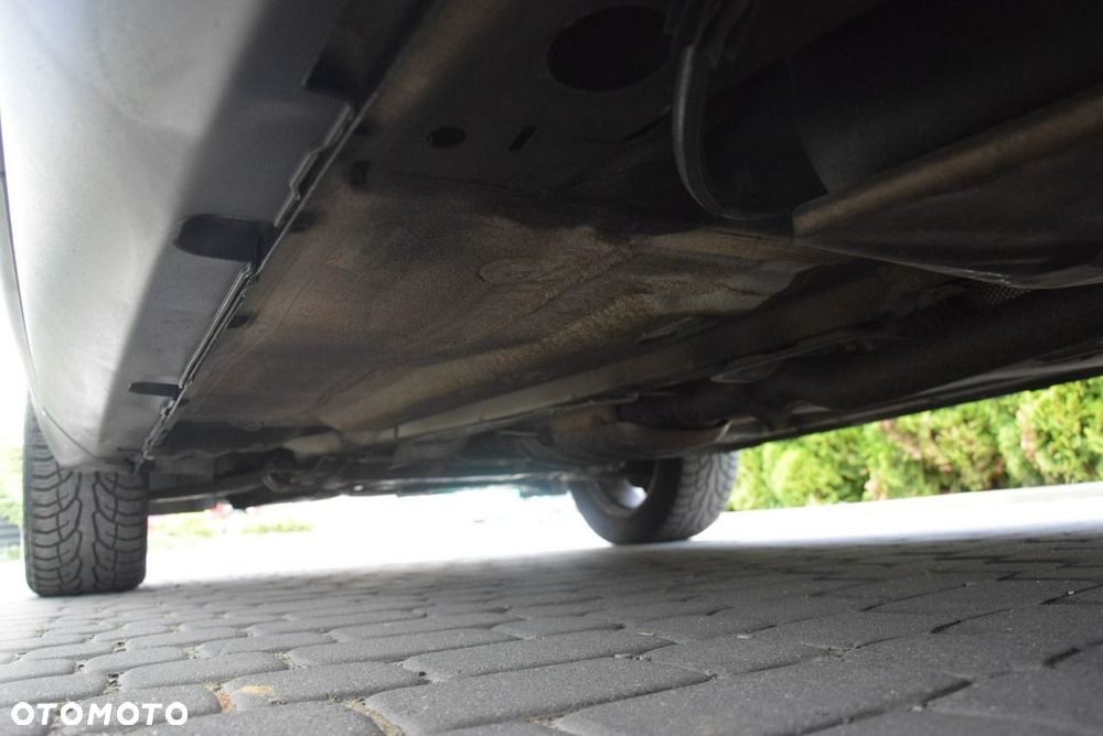 Ford Kuga 2.0 TDCi 4x4 Titanium - 36