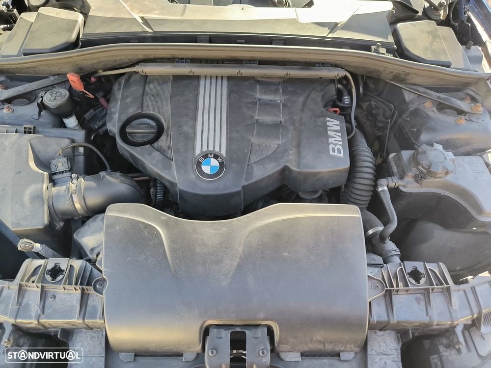 BMW 118 d Pack M - 17