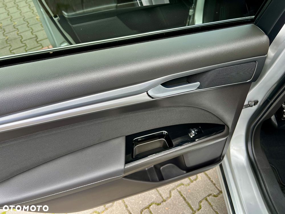 Ford Mondeo 2.0 EcoBlue Titanium - 8