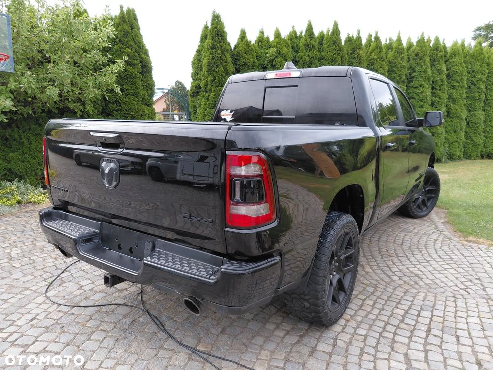 Dodge RAM - 6