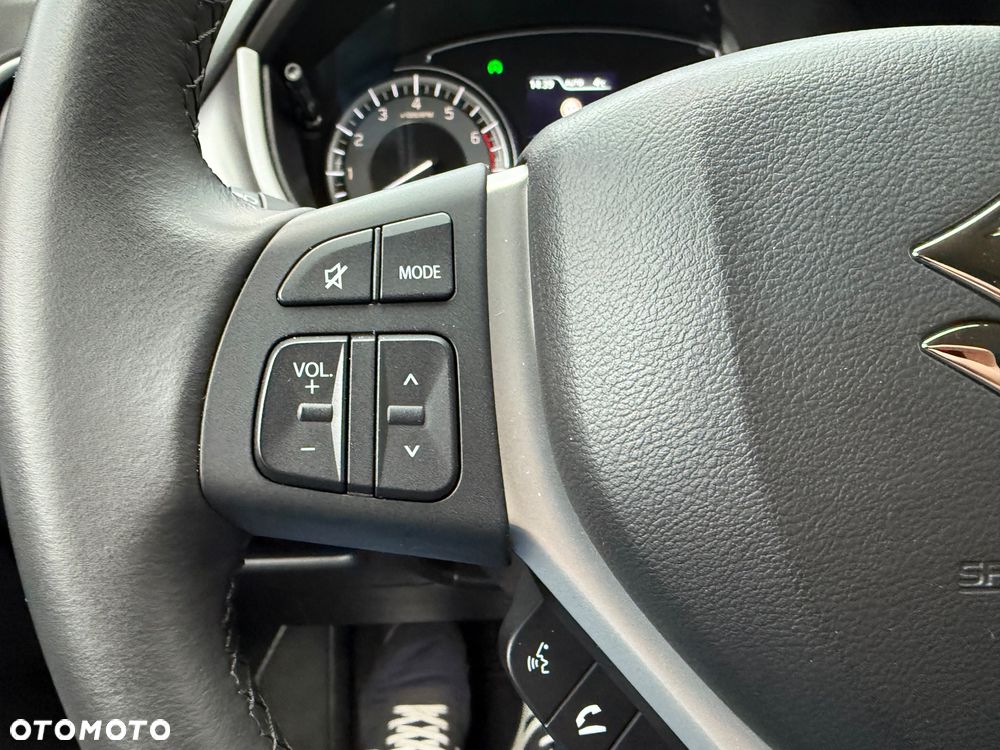 Suzuki Vitara 1.4 Boosterjet mHEV Premium Plus 4WD - 18