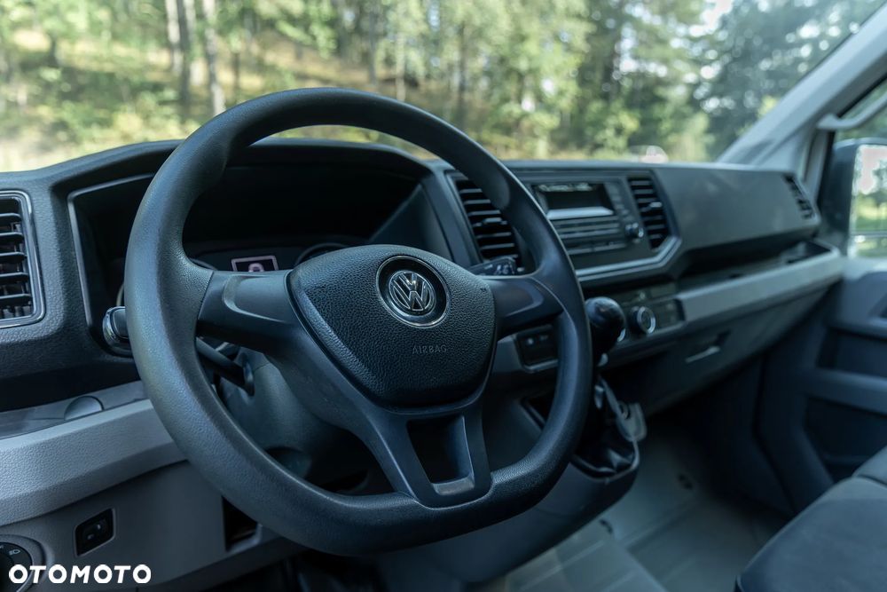 Volkswagen CRAFTER - 8
