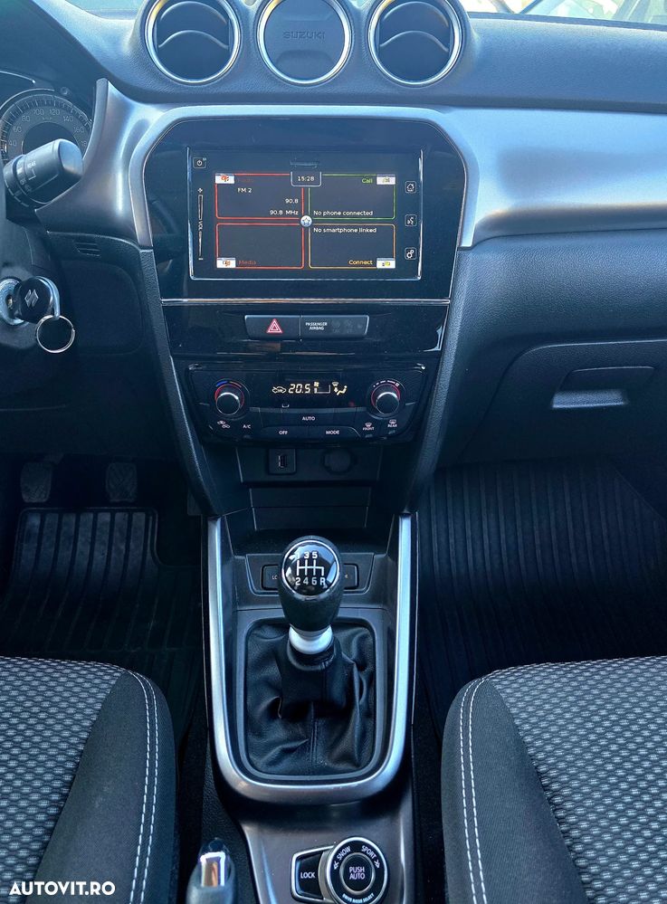 Suzuki Vitara 1.4 Boosterjet AllGrip MHEV Passion - 12