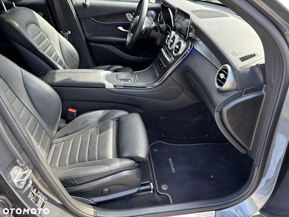 Mercedes-Benz GLC - 20