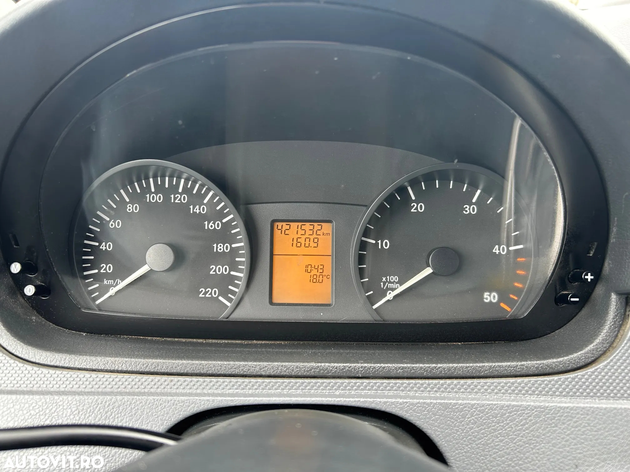 Mercedes-Benz Vito - 10