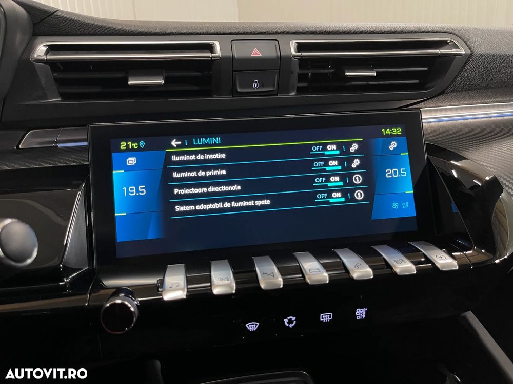 Peugeot 508 SW PHEV 225ch EAT8 Allure Pack - 23