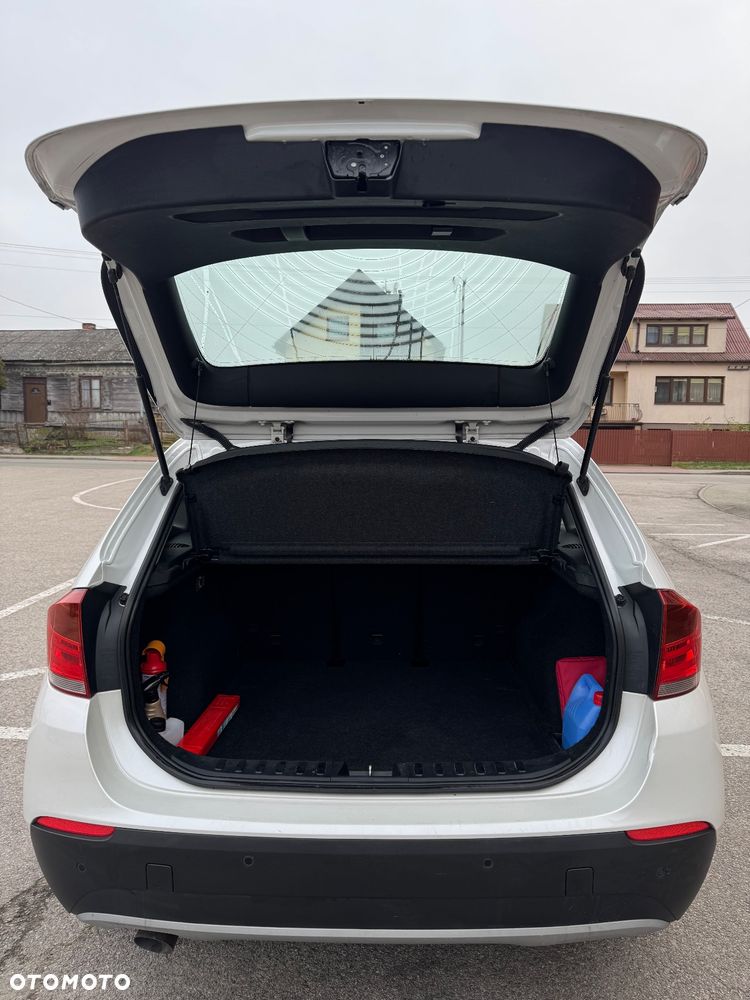 BMW X1 sDrive18d - 10