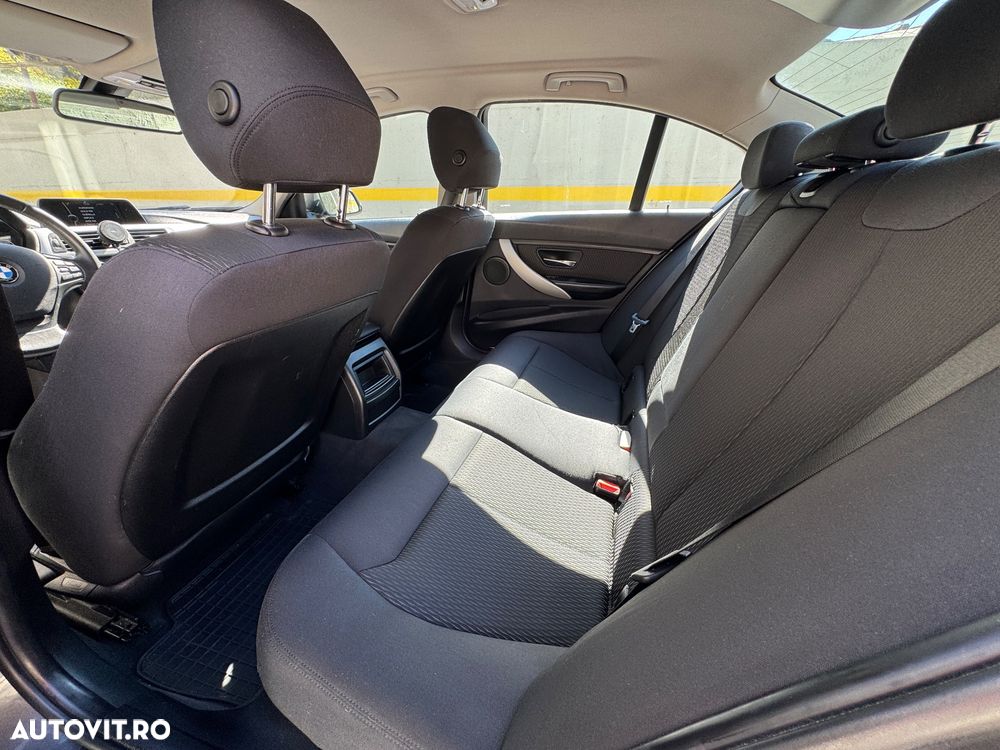 BMW Seria 3 - 16