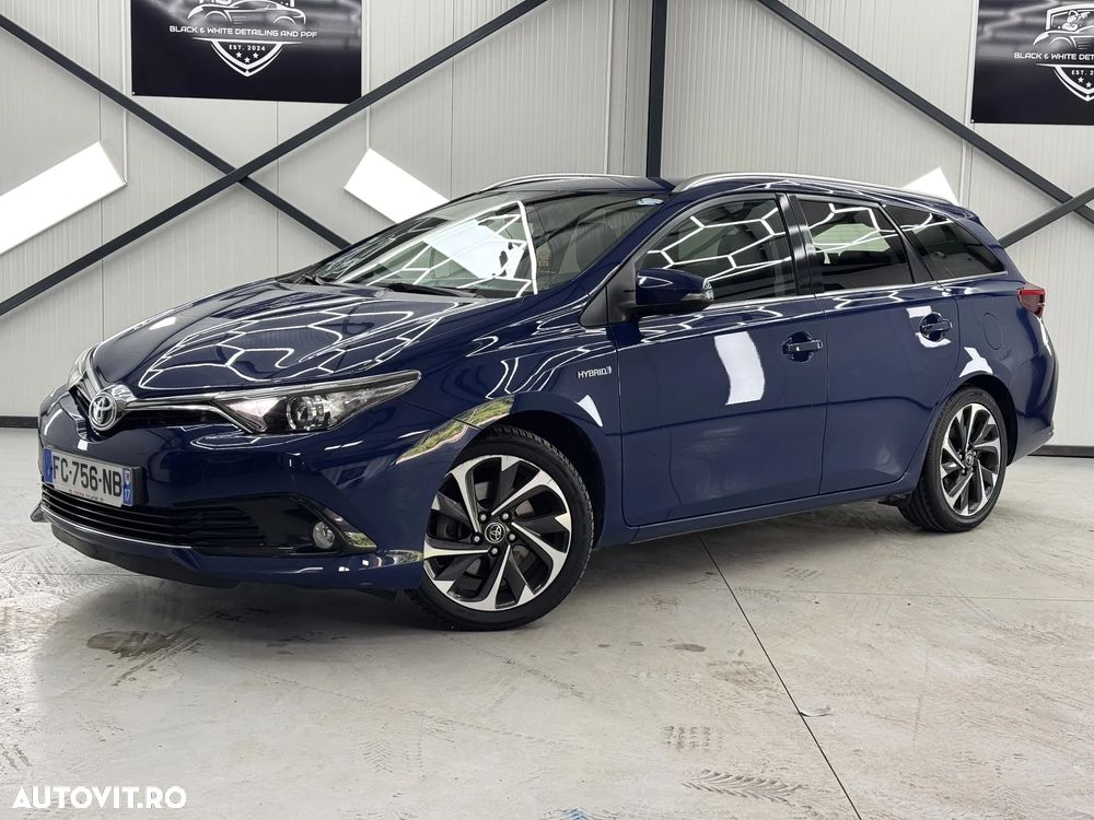 Toyota Auris - 12
