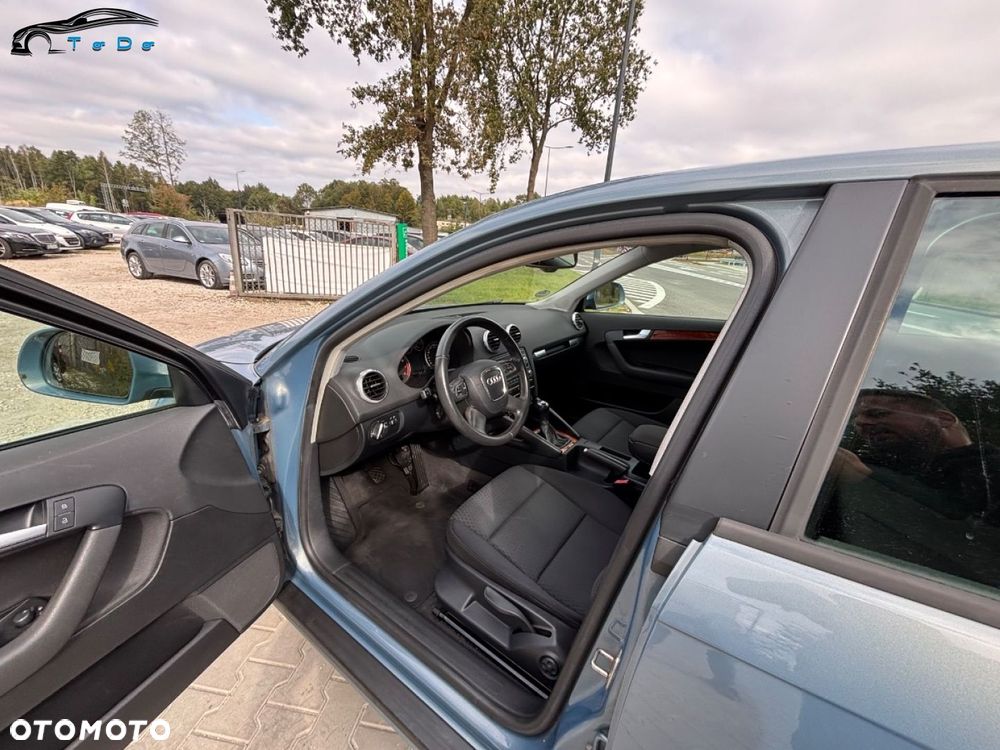 Audi A3 Sportback 1.4 TFSI Ambiente - 22