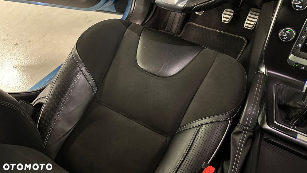 Volvo V40 D4 Drive-E R-Design Summum - 35