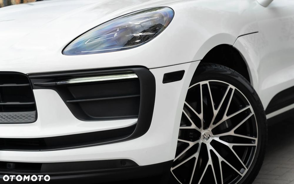 Porsche Macan T - 15