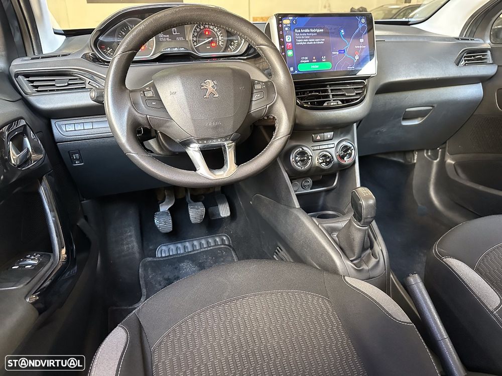 Peugeot 208 1.2 PureTech Style - 12