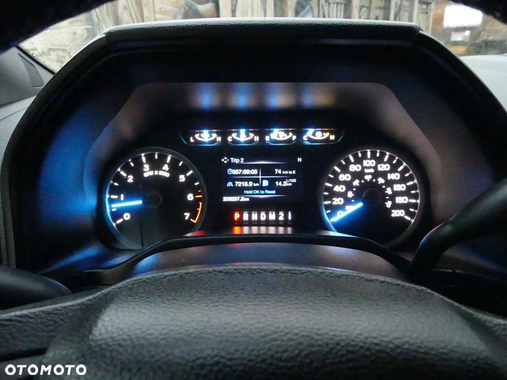 Ford F150 - 6