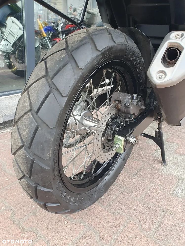 Kawasaki Versys-X 300 - 5