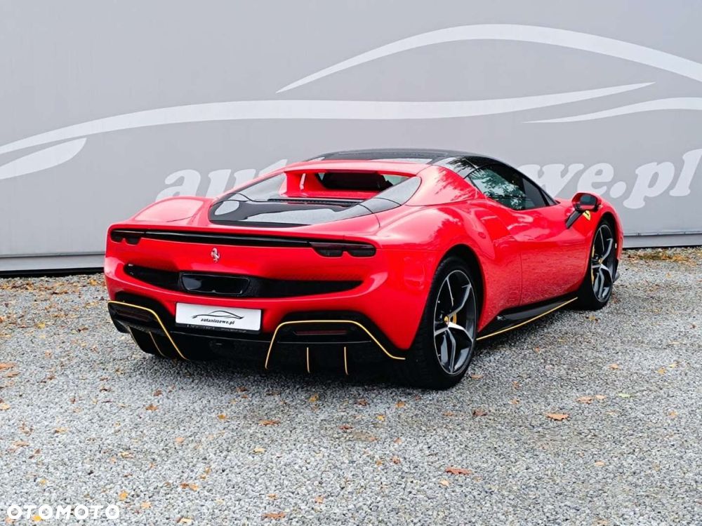 Ferrari 296 GTS - 21