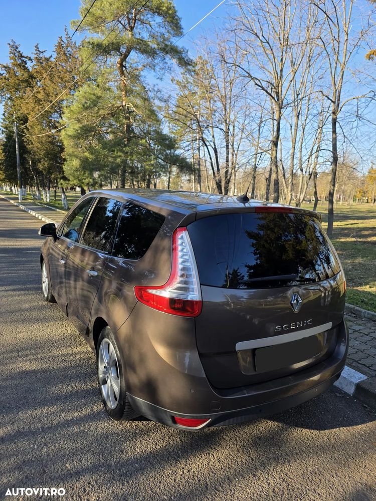 Renault Grand Scenic - 2