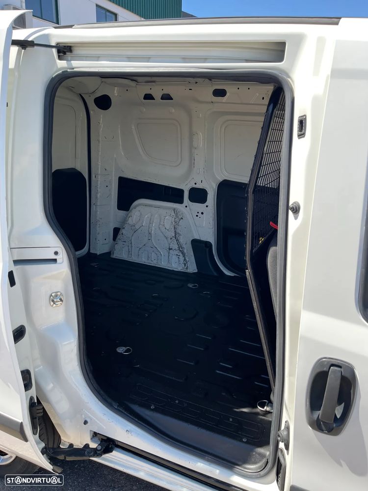 Fiat Doblo 3 Lugares IVA dedutivel - 11