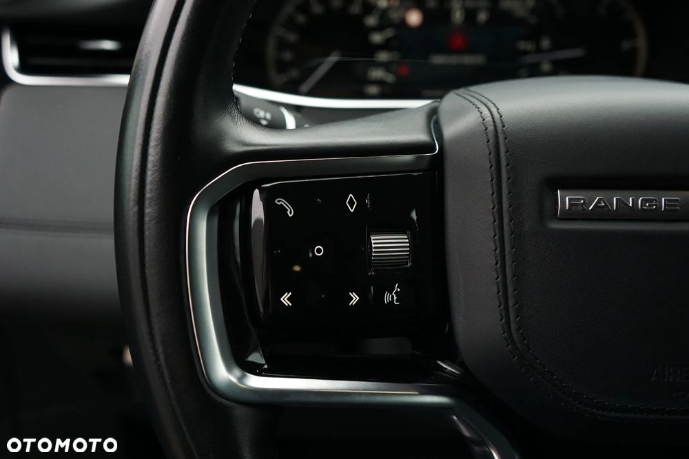 Land Rover Range Rover Evoque - 24