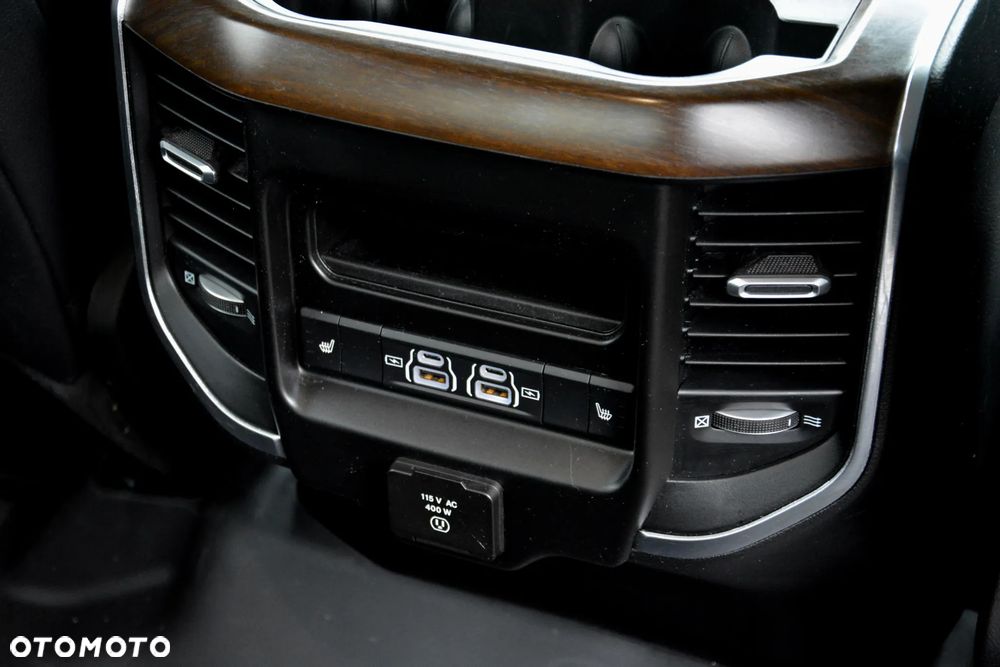 Dodge RAM - 36