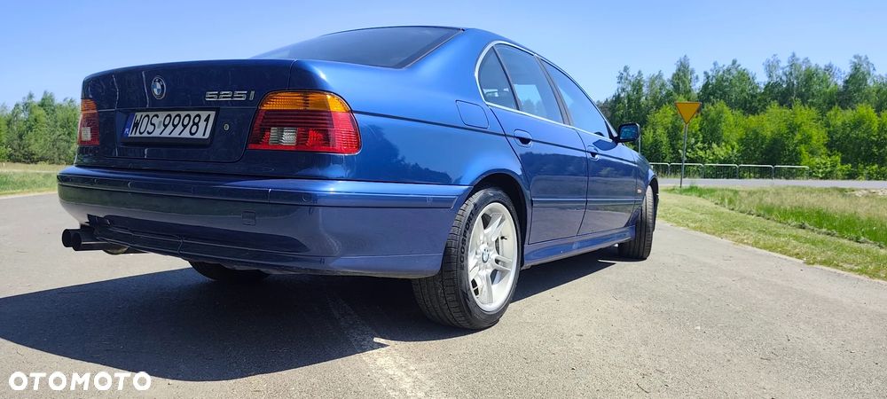 BMW Seria 5 525i - 5