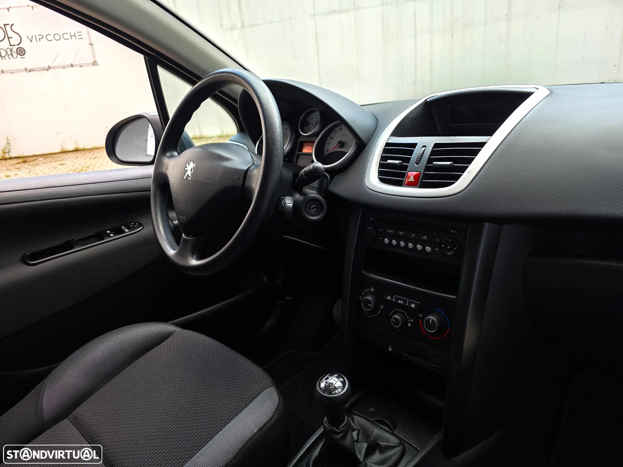 Peugeot 207 1.4 16V Active - 41
