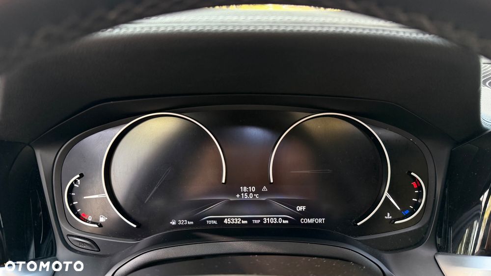 BMW Seria 3 330i M Sport - 12