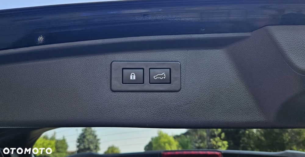 Subaru Outback 2.5i Platinum (EyeSight) Lineartronic - 32
