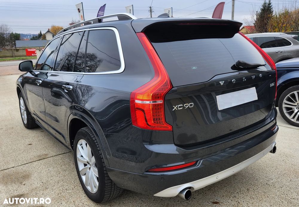 Volvo XC 90 D5 AWD Geartronic Momentum - 12