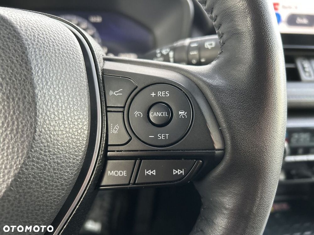 Toyota RAV4 - 16