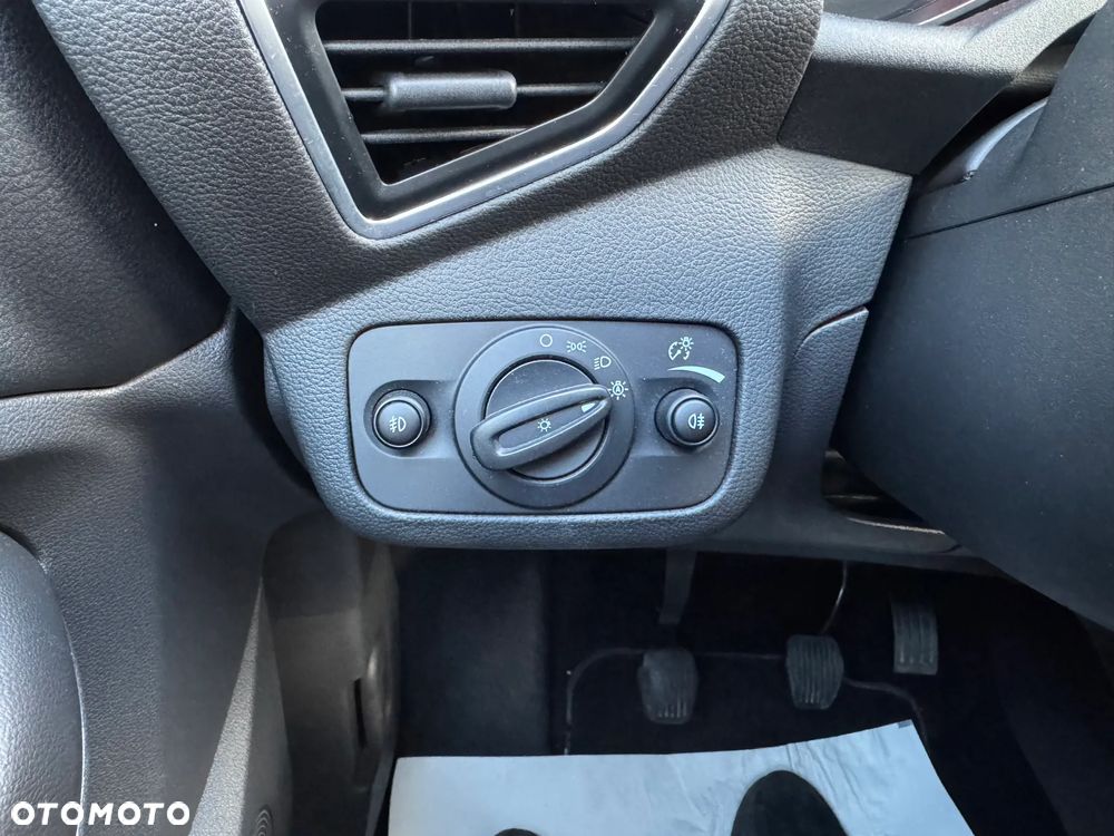Ford Kuga 2.0 TDCi 4WD Titanium - 25