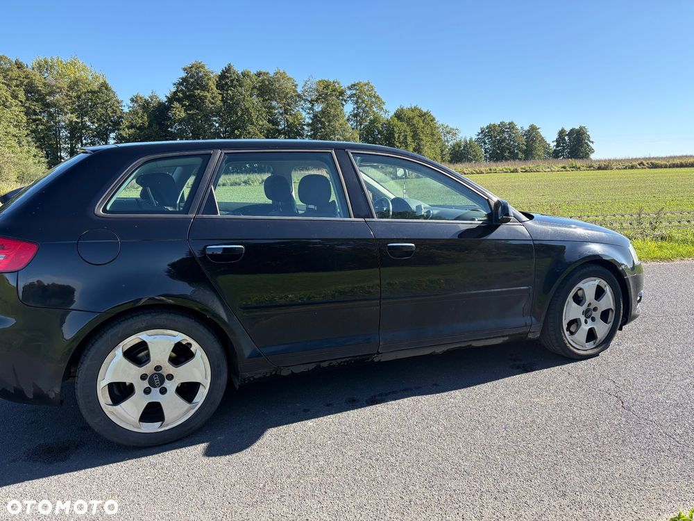 Audi A3 Sportback - 6