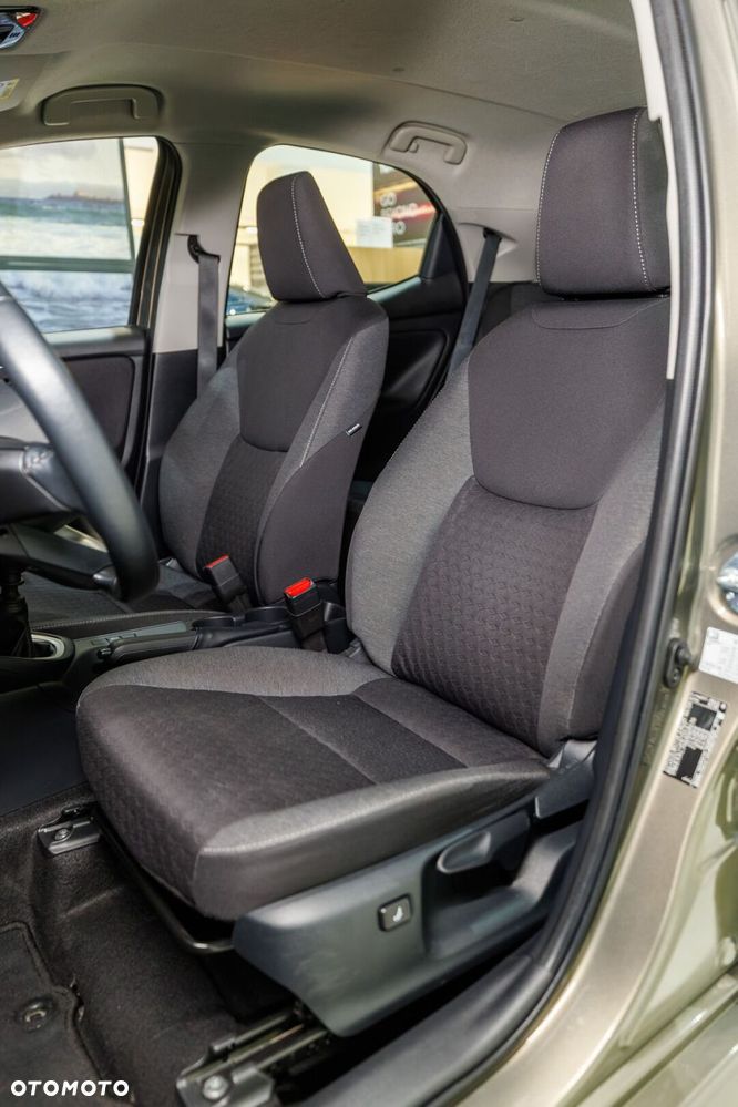 Toyota Yaris - 15