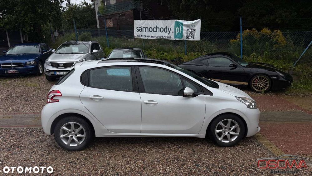 Peugeot 208 1.2 VTi Style - 11