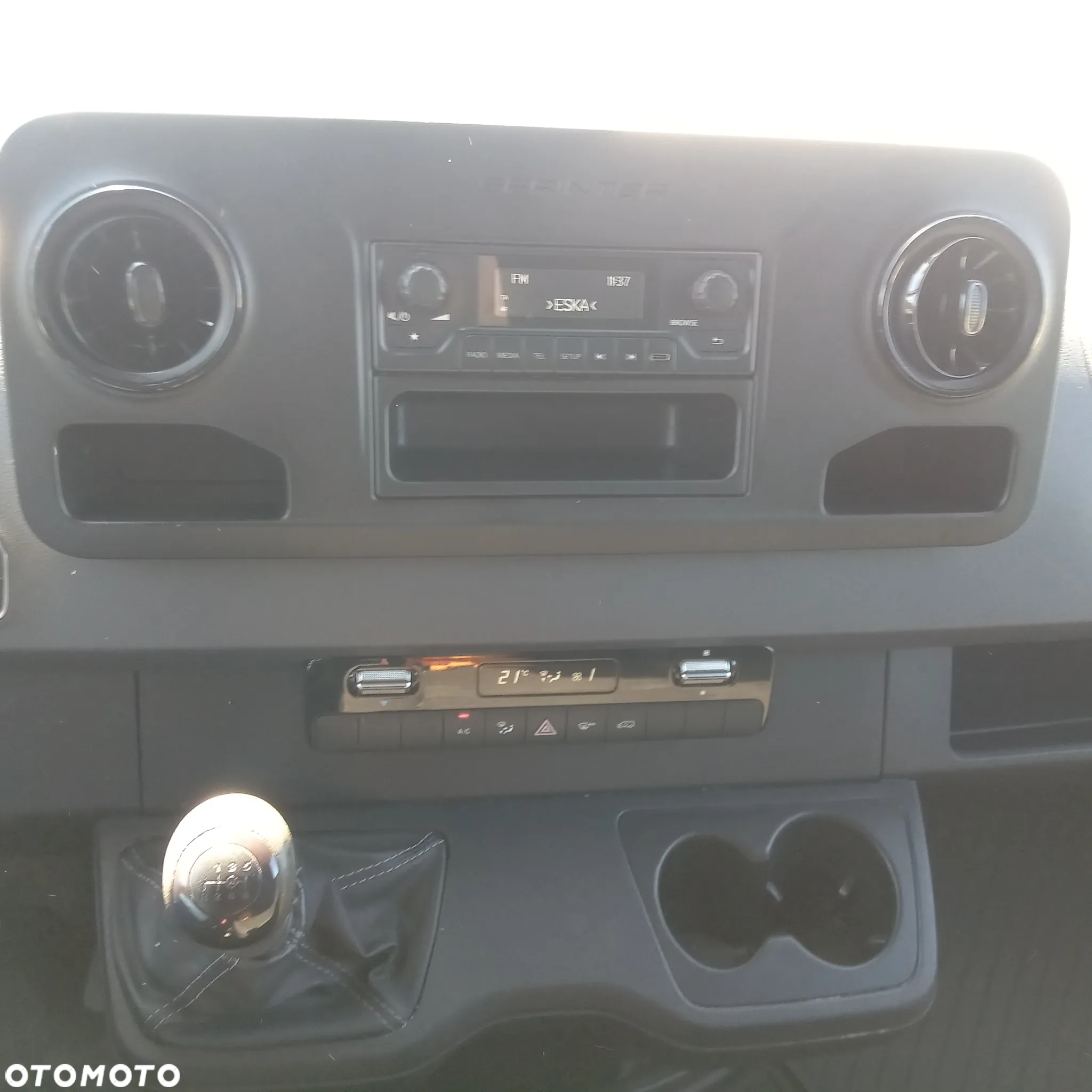 Mercedes-Benz Sprinter - 8