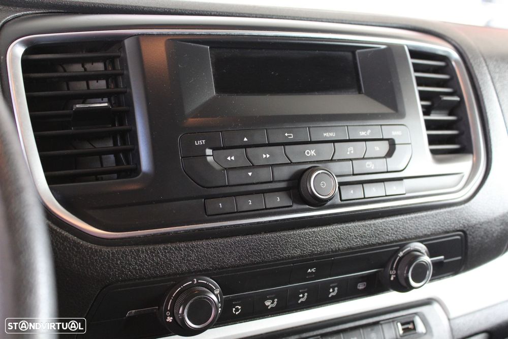 Toyota Proace Verso 1.5 D-4D L2 1.2T Comfort 9L - 16