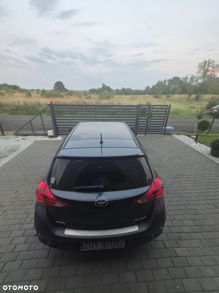 Toyota Auris - 7