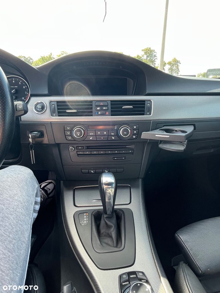 BMW Seria 3 - 25