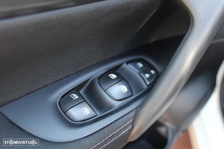 Nissan Qashqai 1.5 dCi Tekna - 27