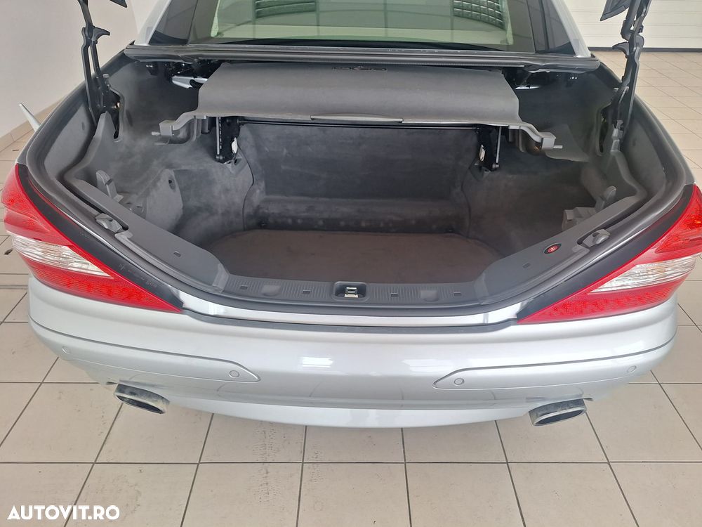 Mercedes-Benz SL - 10