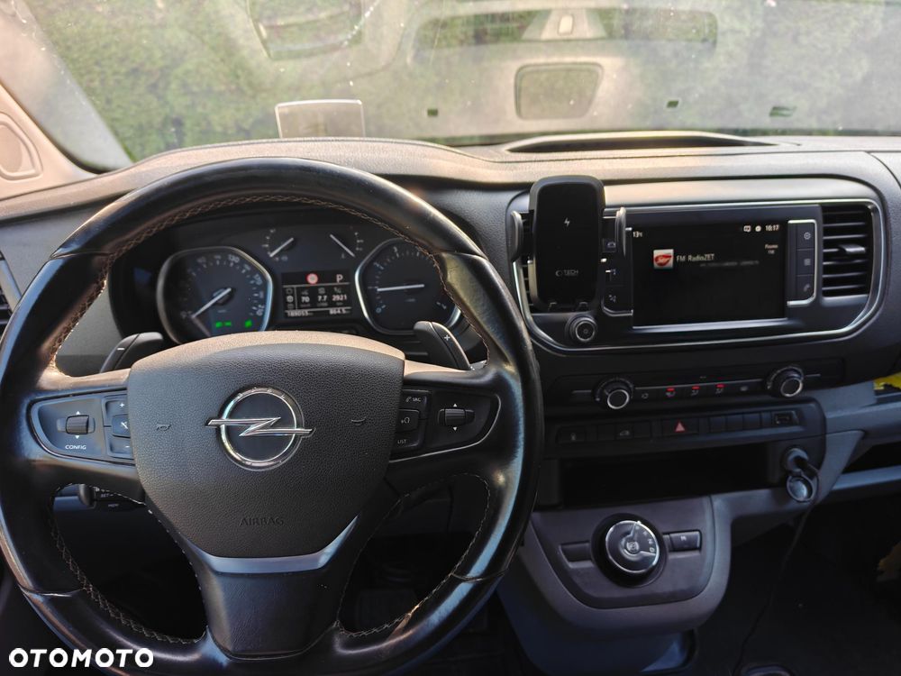 Opel Vivaro - 15