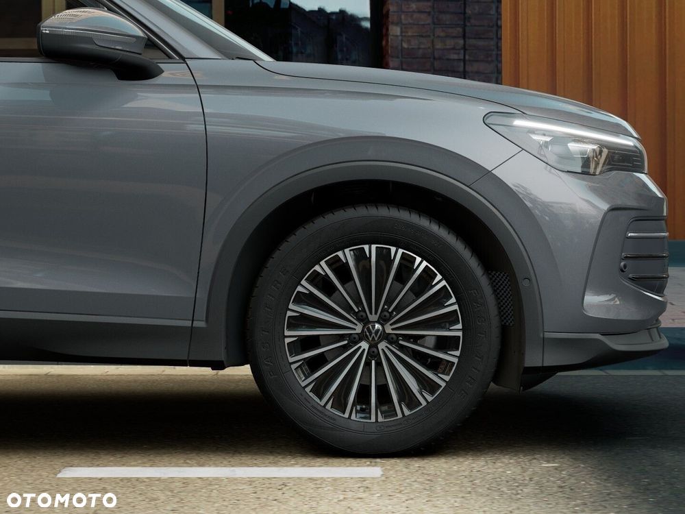 Volkswagen Tiguan - 7