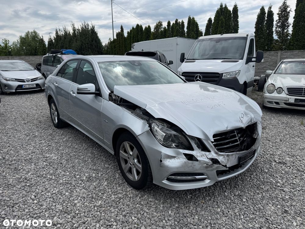Mercedes-Benz Klasa E - 2